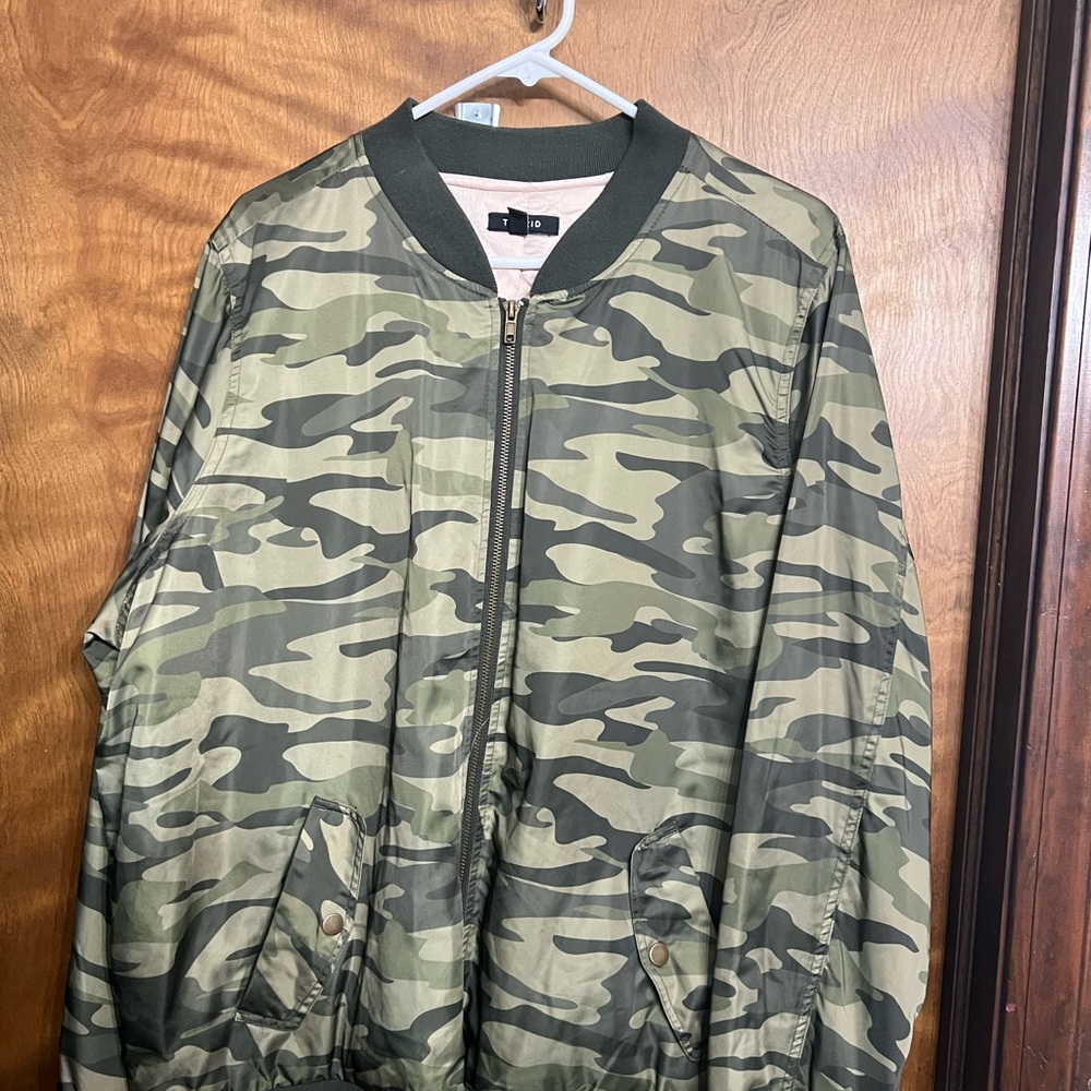 Women’s Camouflage Bomber Jacket